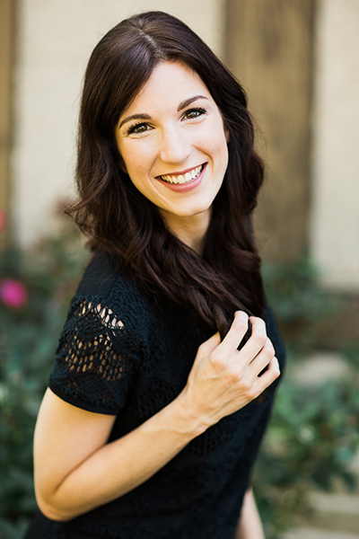 Headshot-Rachel-Web Headshot-Rachel-Web